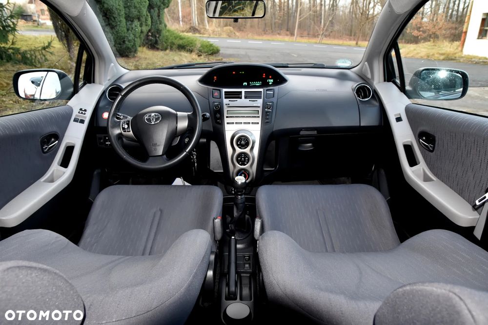 Toyota Yaris 1.33 VVT-i Cool - 19