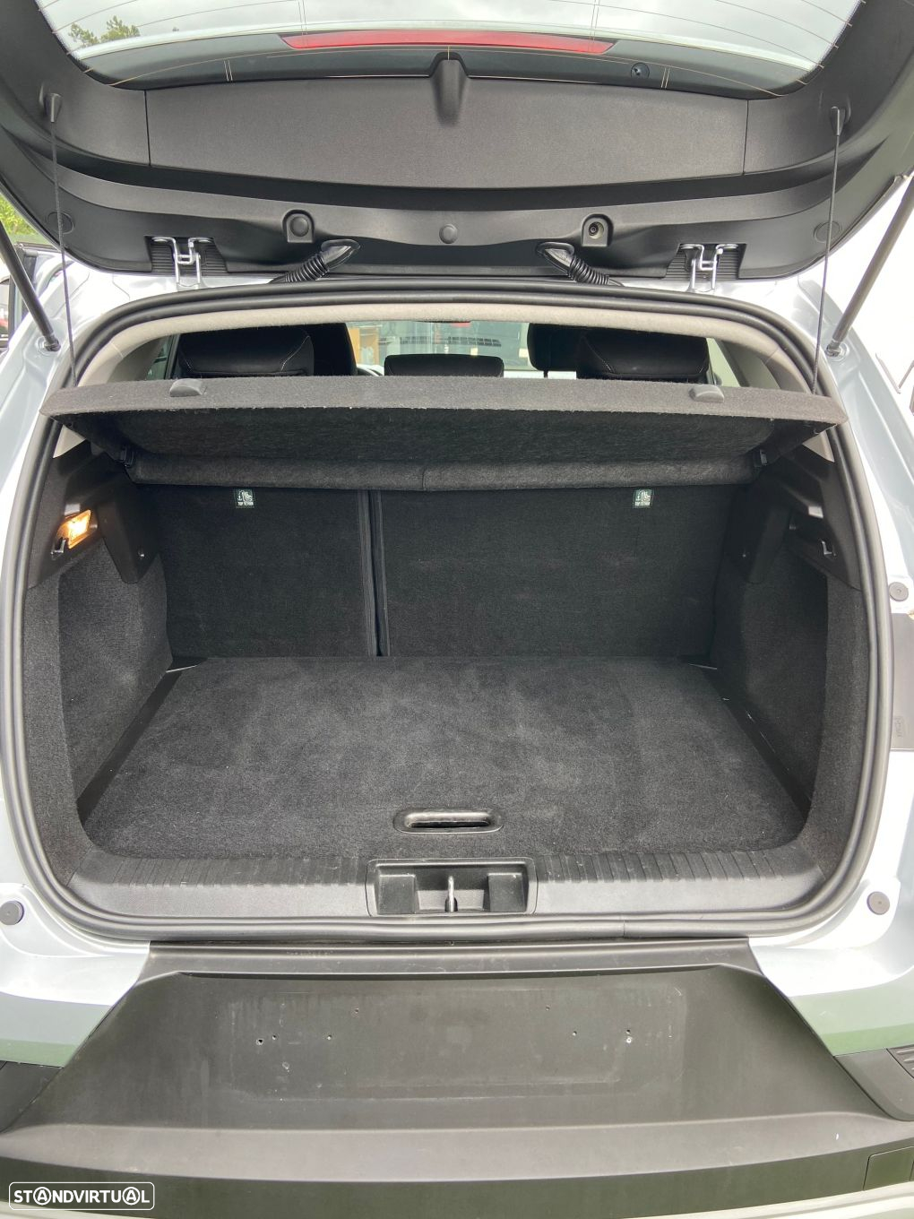 Renault Captur 1.0 TCe Equilibre Bi-Fuel - 23