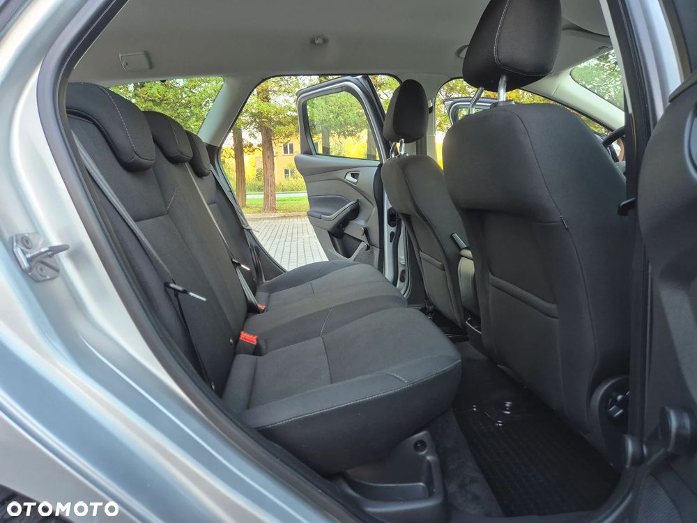 Ford Focus 1.0 EcoBoost Trend Edition Business - 34