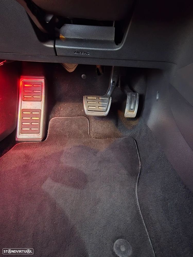 VW Golf 2.0 TSI GTI DSG Performance - 10