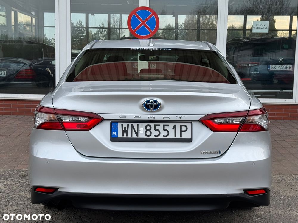 Toyota Camry 2.5 Hybrid Comfort CVT - 4