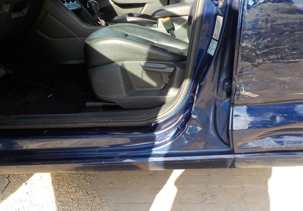 Volkswagen Touran - 7