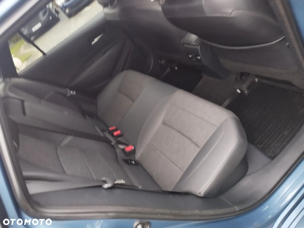 Toyota Corolla 1.8 Hybrid GPF Executive - 32