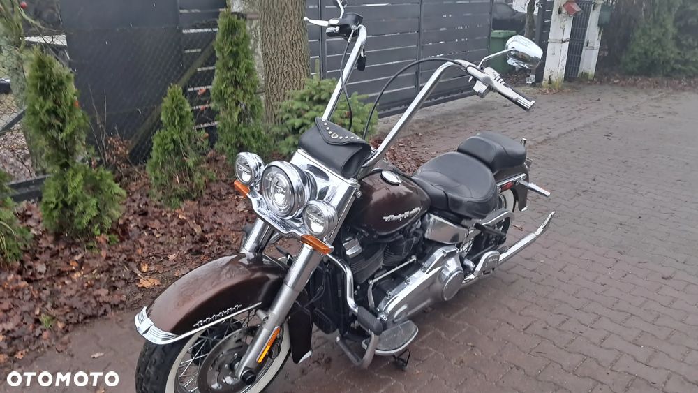 Harley-Davidson Softail Deluxe - 13