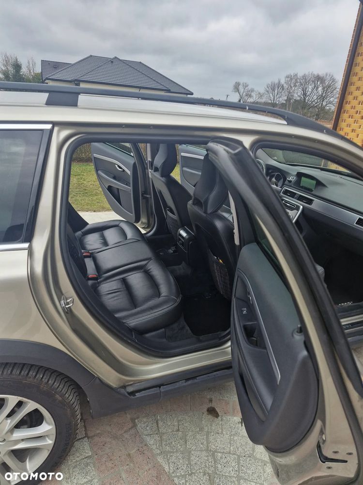 Volvo XC 70 D4 AWD Summum - 11