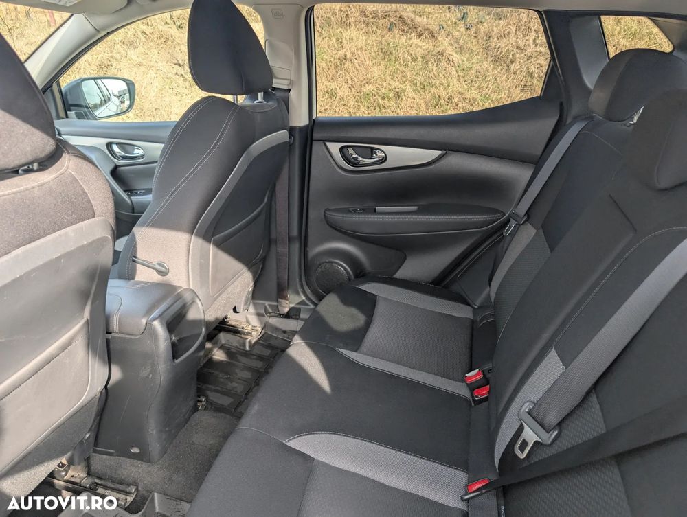 Nissan Qashqai 1.3 157CP 2WD N-Connecta - 13