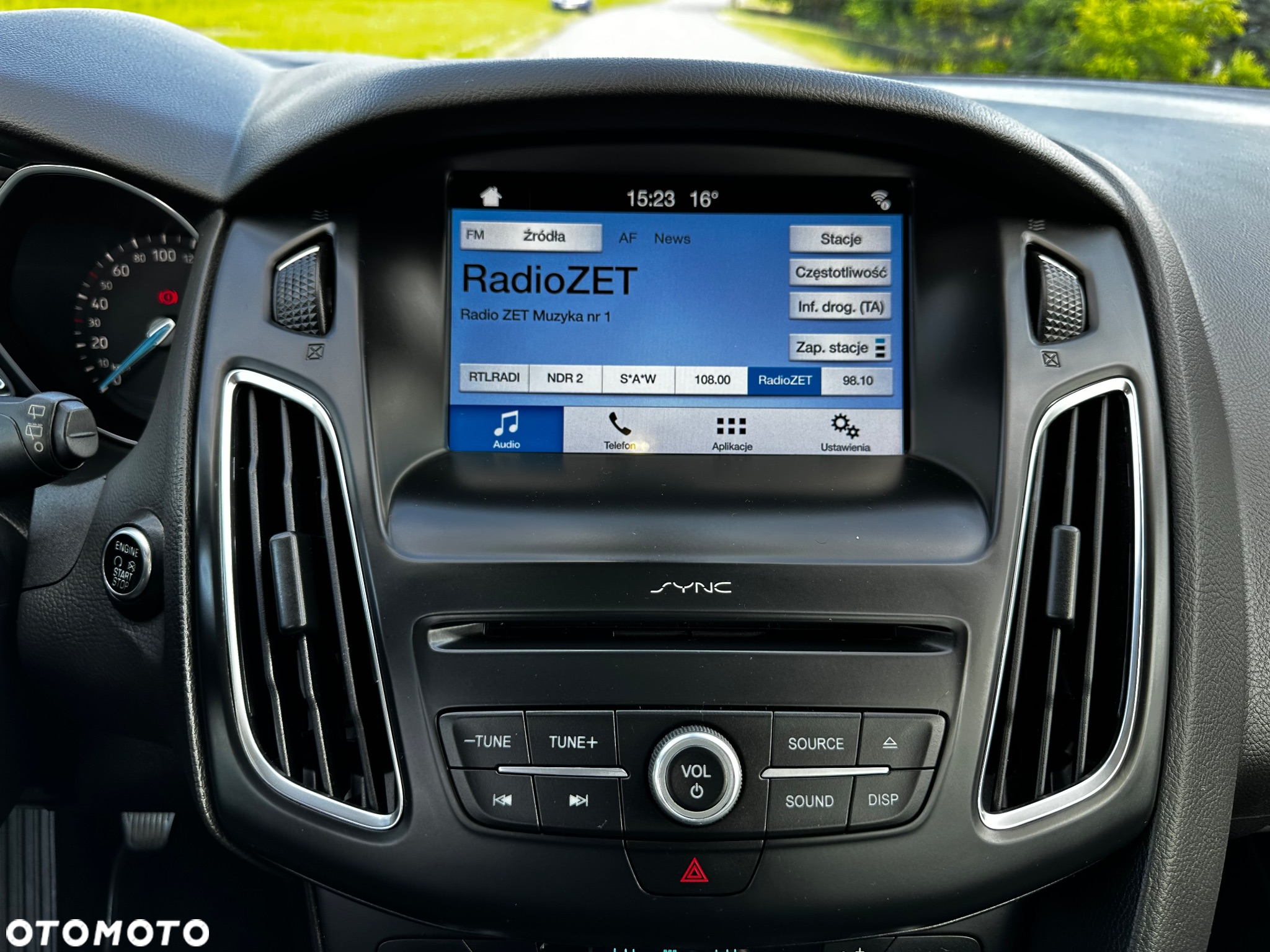 Ford Focus 1.0 EcoBoost Start-Stopp-System TITANIUM - 19
