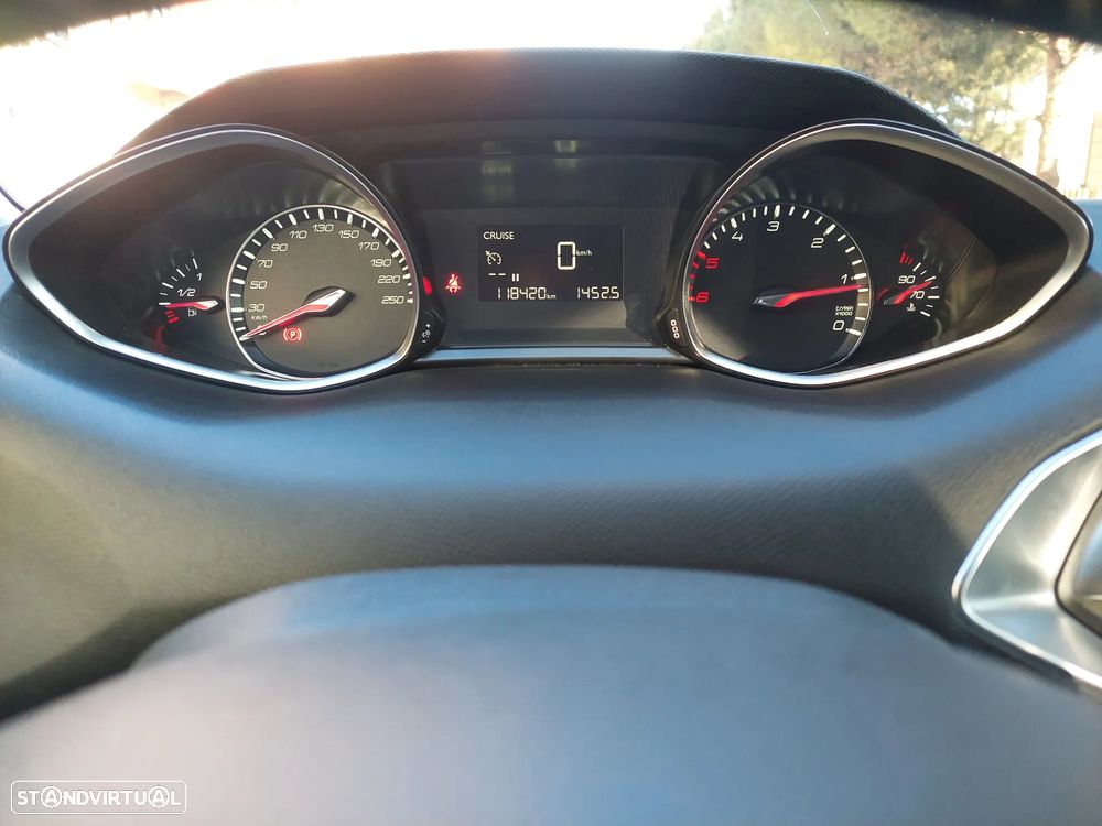 Peugeot 308 SW 1.5 BlueHDi Allure Pack - 9