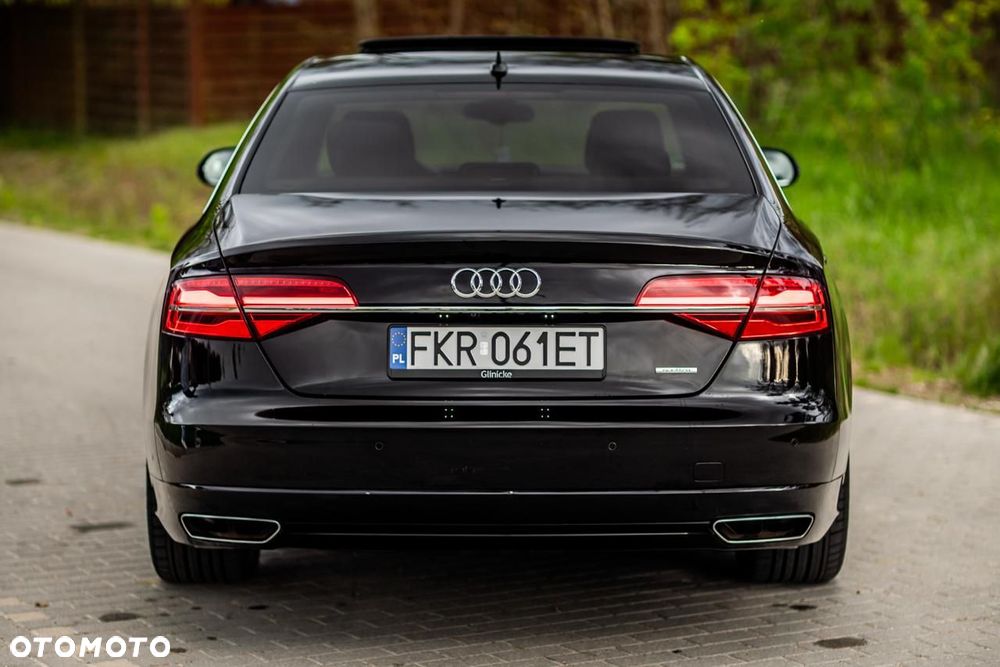 Audi A8 - 10