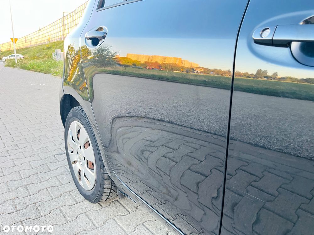 Toyota Yaris 1.0 Luna A/C - 14