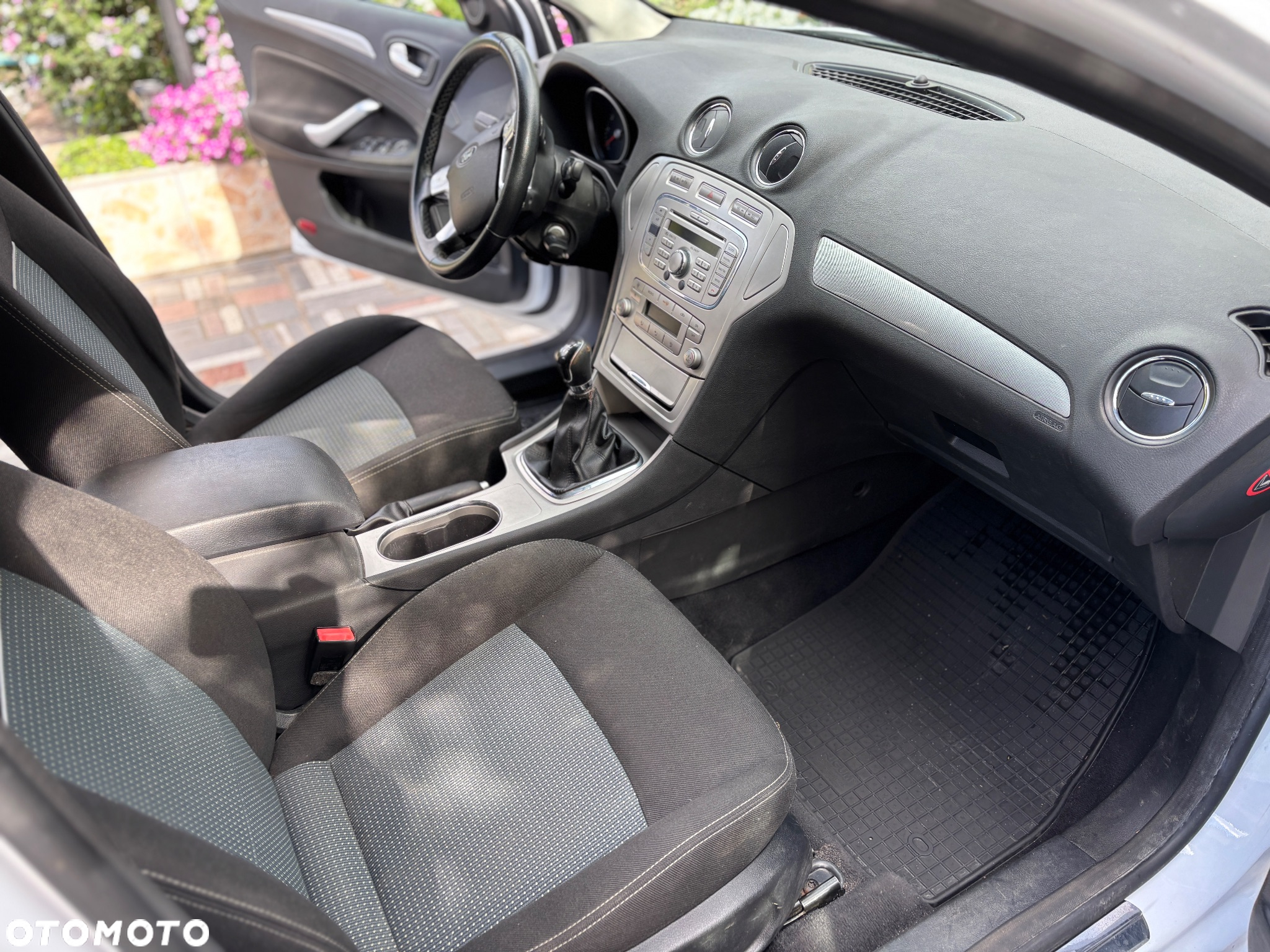 Ford Mondeo 1.6 Trend - 15