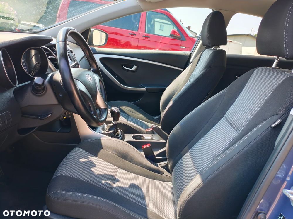 Hyundai i30 1.4 Trend - 19