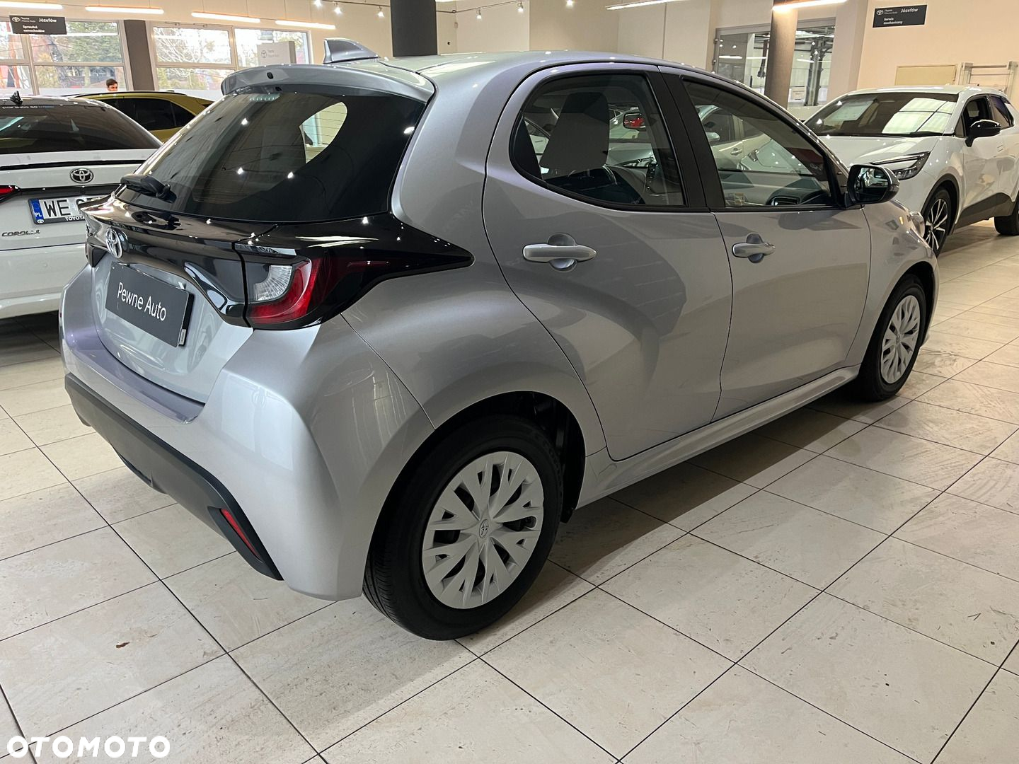 Toyota Yaris - 4