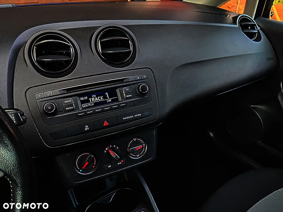 Seat Ibiza 1.4 16V Style - 23