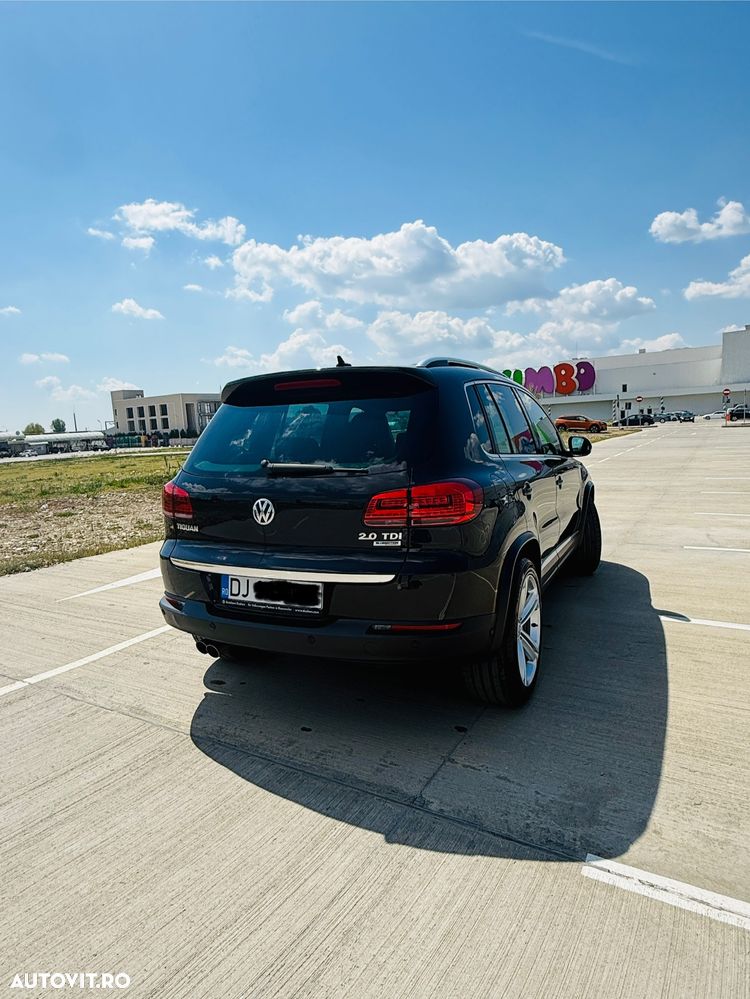 Volkswagen Tiguan 2.0 TDI SCR BlueMotion Technology Lounge Sport & Style - 4