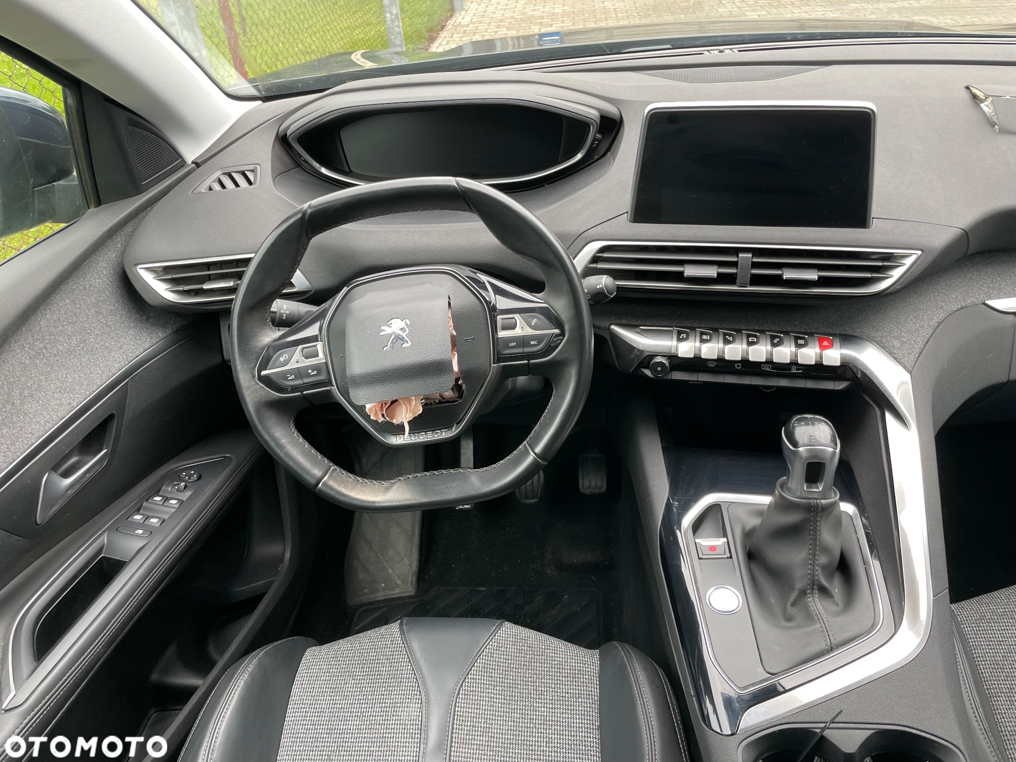 Peugeot 5008 1.6 BlueHDi Allure 7os - 9