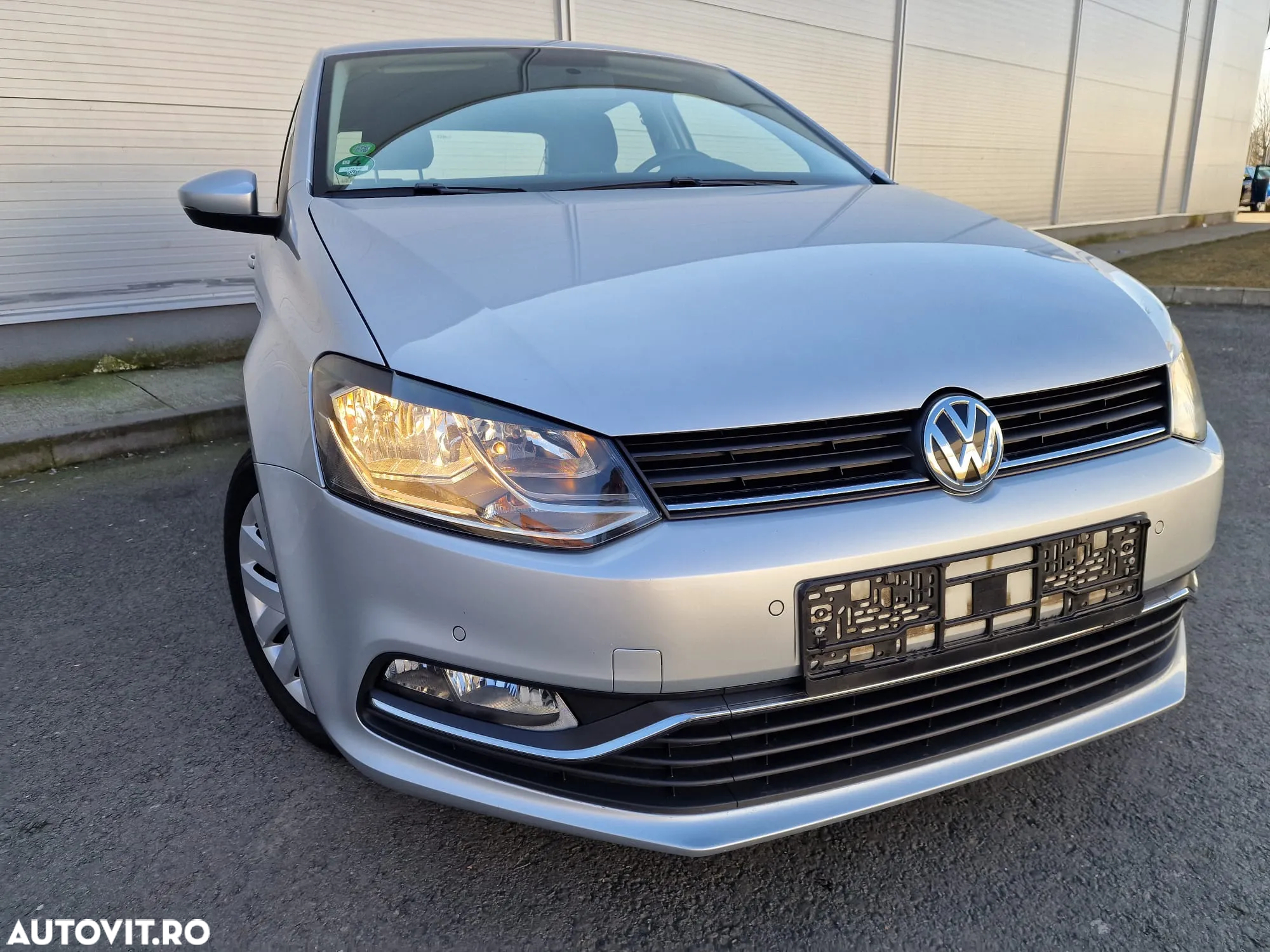Volkswagen Polo 1.4 TDI (Blue Motion Technology) Comfortline - 32