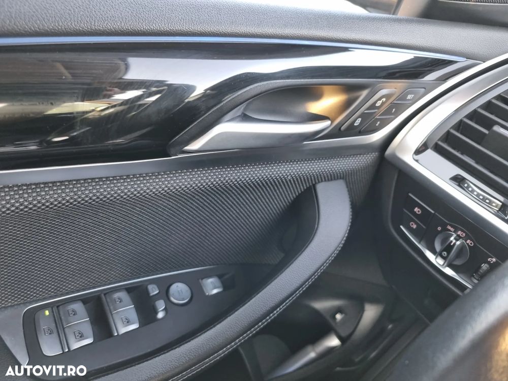 BMW X3 xDrive30e AT PHEV - 15