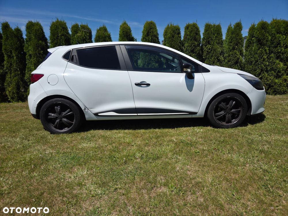 Renault Clio 1.2 16V Life - 2