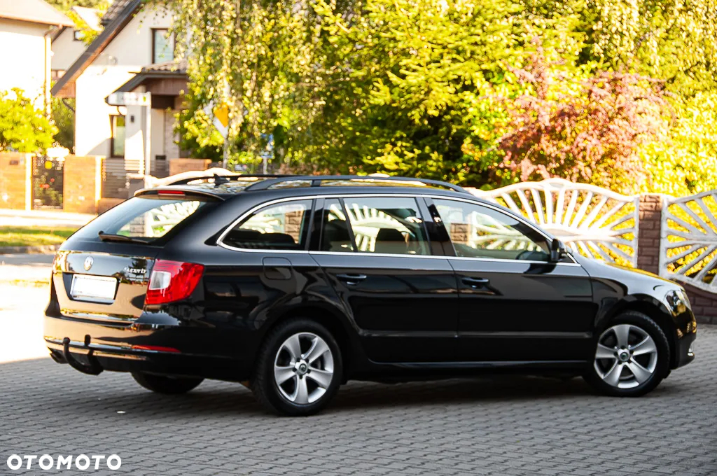Skoda Superb 2.0 TDI DSG Exclusive - 16