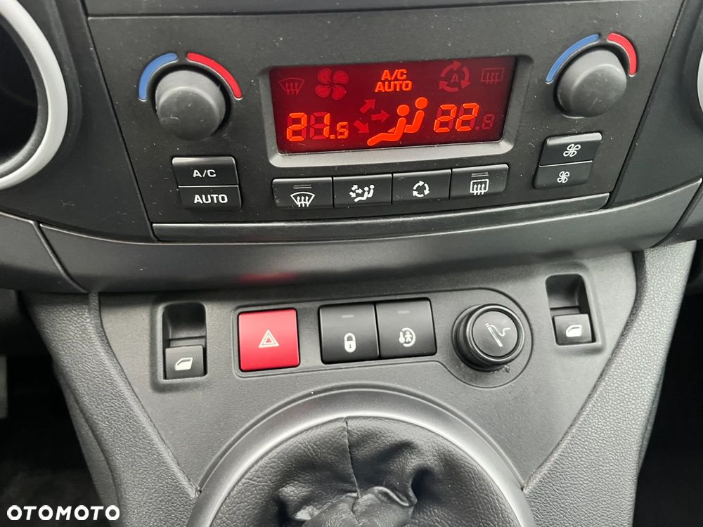 Citroën Berlingo Multispace PureTech 110 90 Jahre - 26