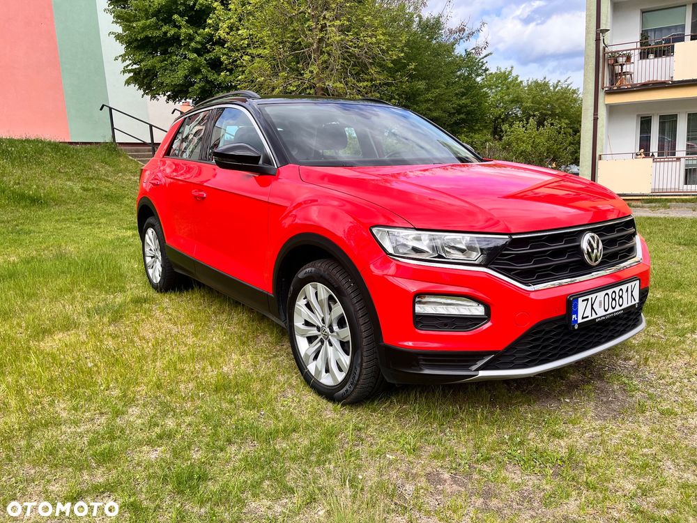 Volkswagen T-Roc 2019 photo 2