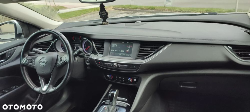 Opel Insignia 1.6 CDTI Edition - 8