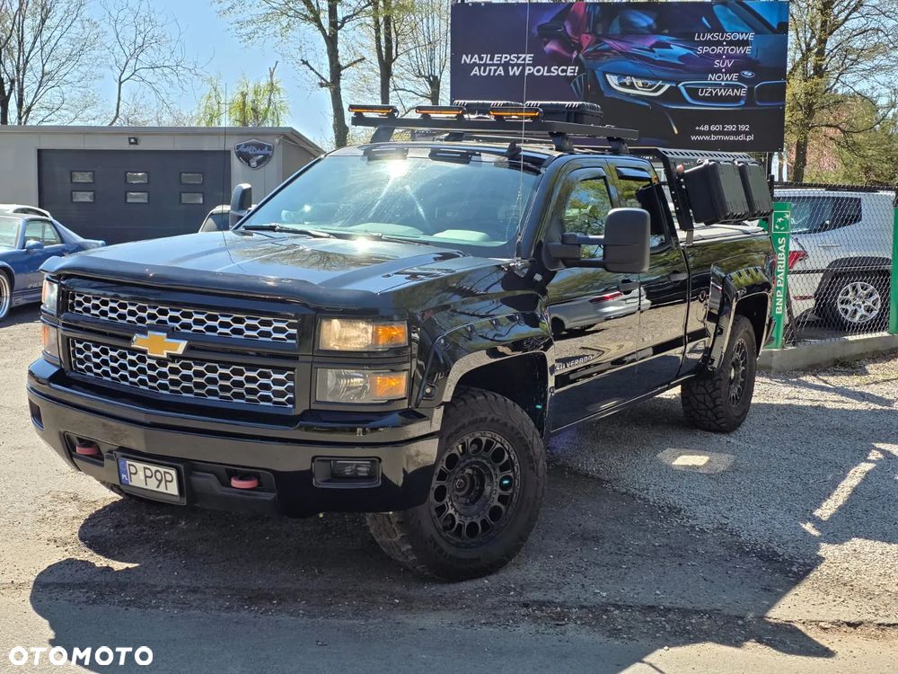 Chevrolet Silverado - 1