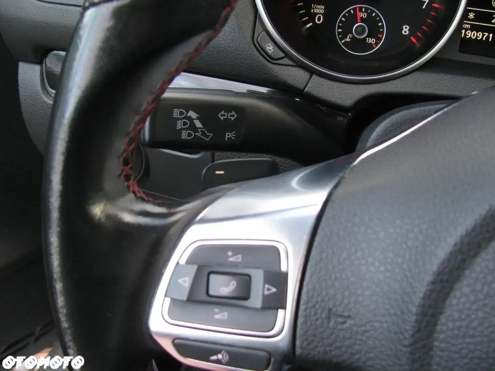 Volkswagen Golf 2.0 GTI DSG - 22