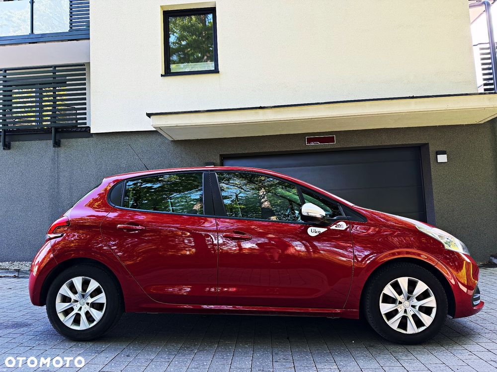Peugeot 208 PureTech 82 Urban Move - 13