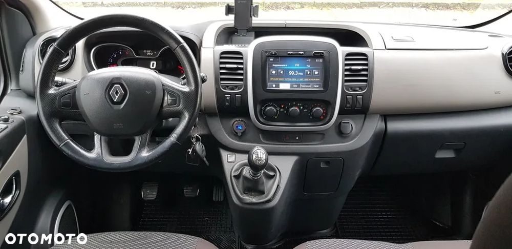Renault Trafic - 17