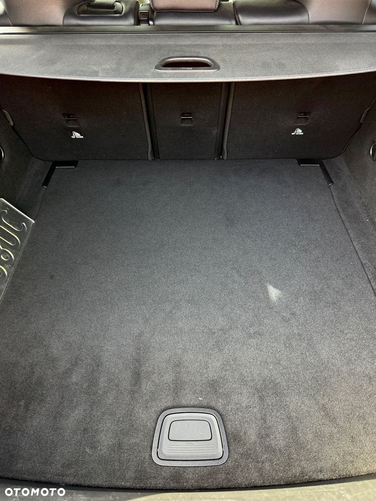 Mercedes-Benz CLA - 21