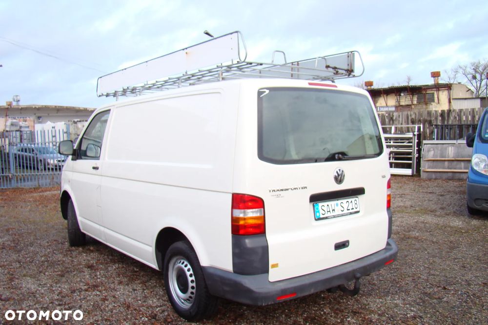 Volkswagen Transporter - 3