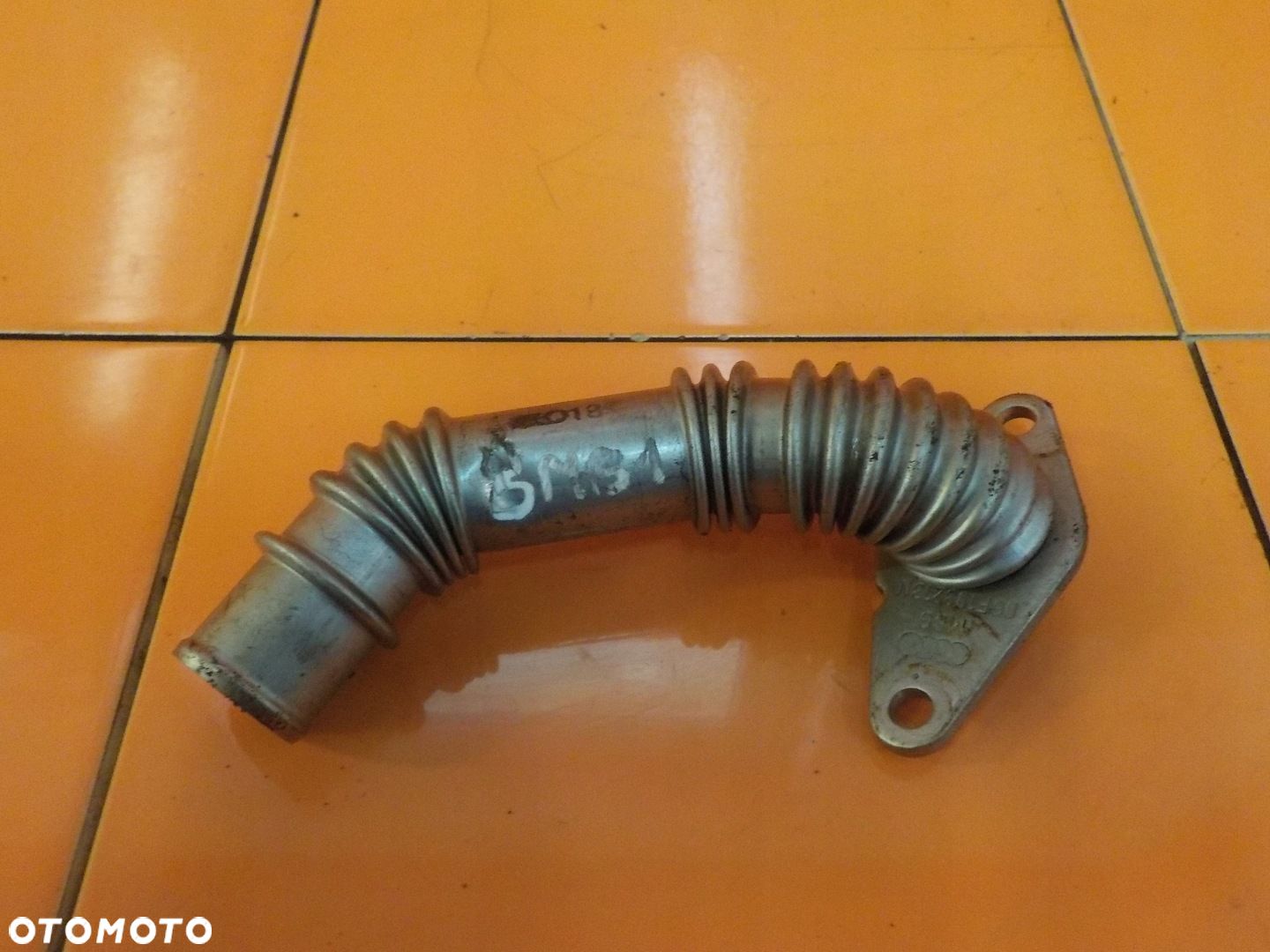 A3 8P ALTEA OCTAVIA 2.0 TFSI 09r 200KM BWA rura rurka EGR 06F103213N - 1