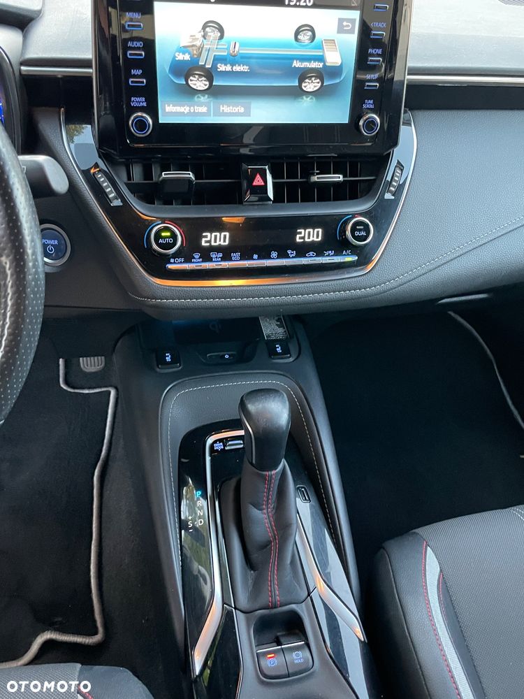 Toyota Corolla 2.0 Hybrid GR Sport - 32