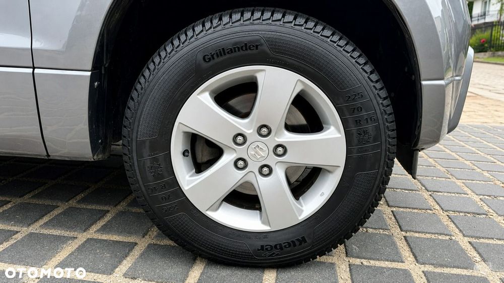 Suzuki Grand Vitara - 31