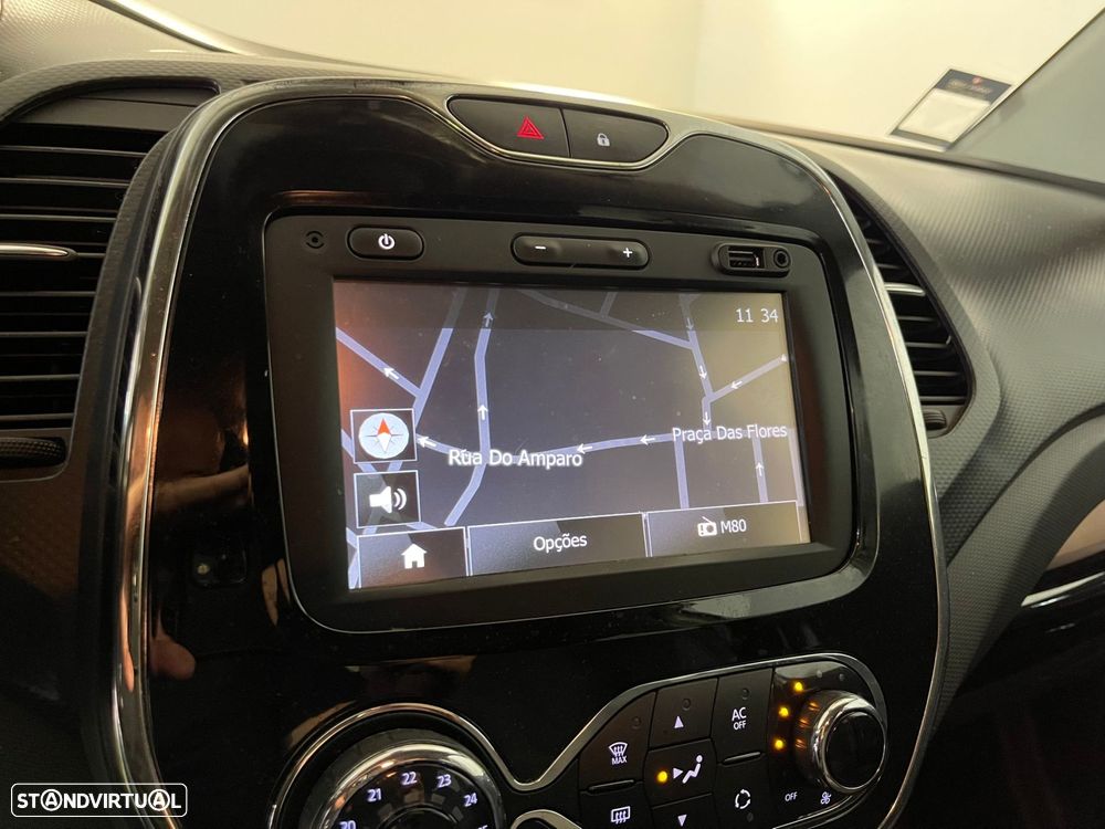 Renault Captur 0.9 TCE Exclusive - 17