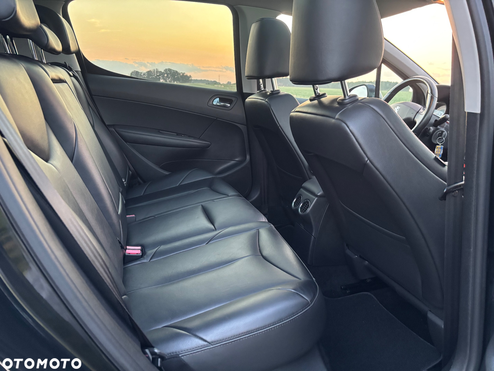 Peugeot 308 HDi FAP 150 Allure - 29