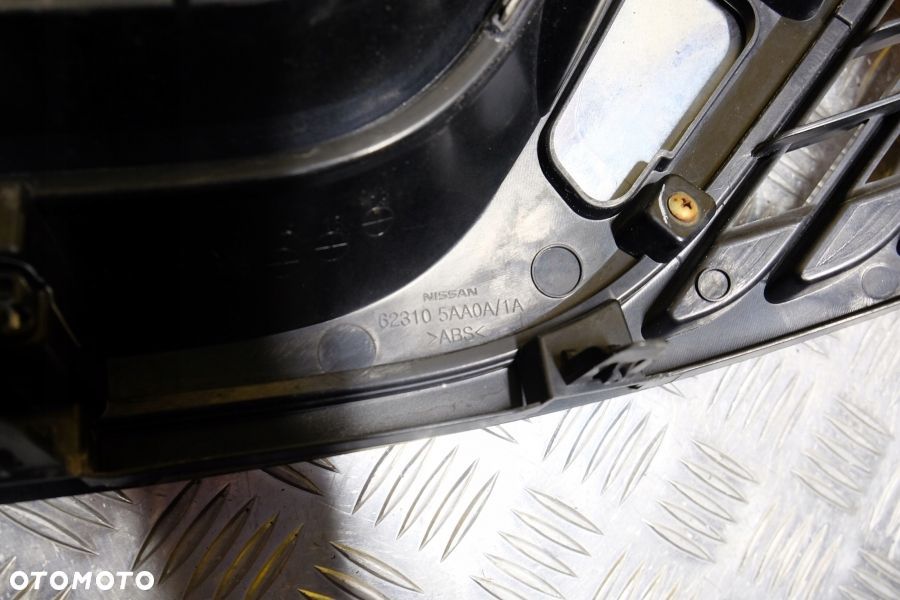 NISSAN MURANO Z52 2015-2018 GRILL ATRAPA PRZÓD - 11
