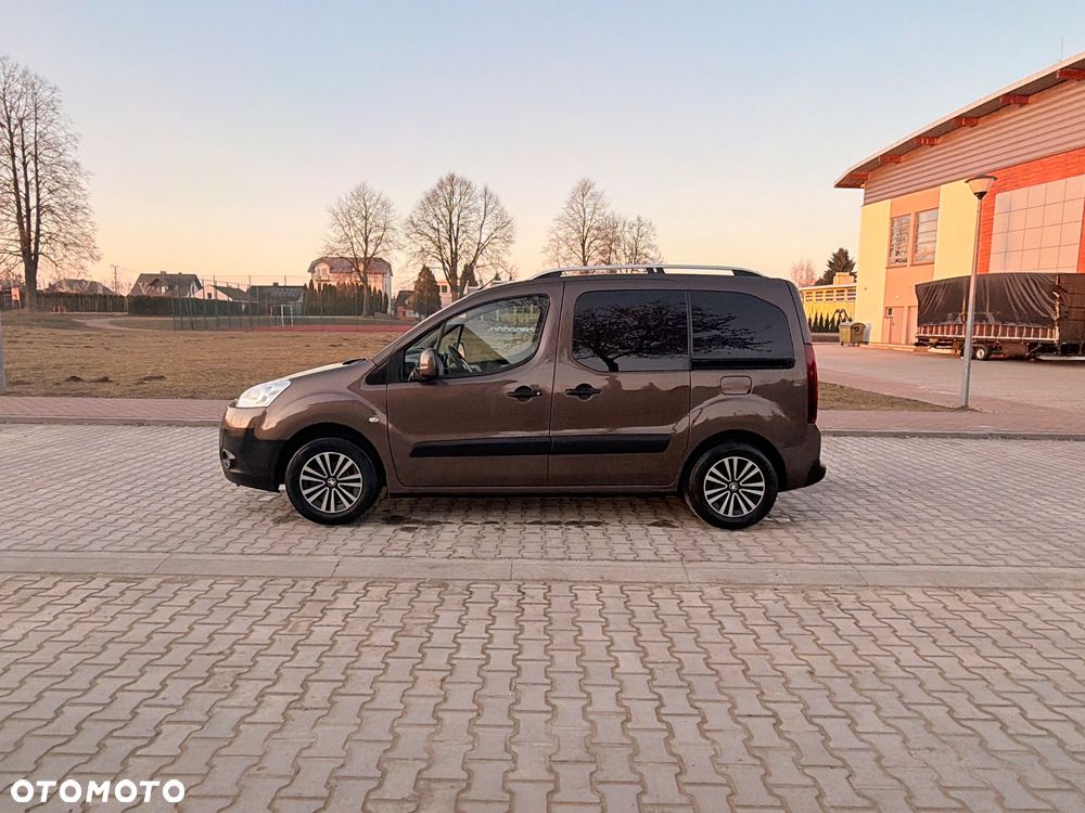 Peugeot Partner 98 VTi Family - 16
