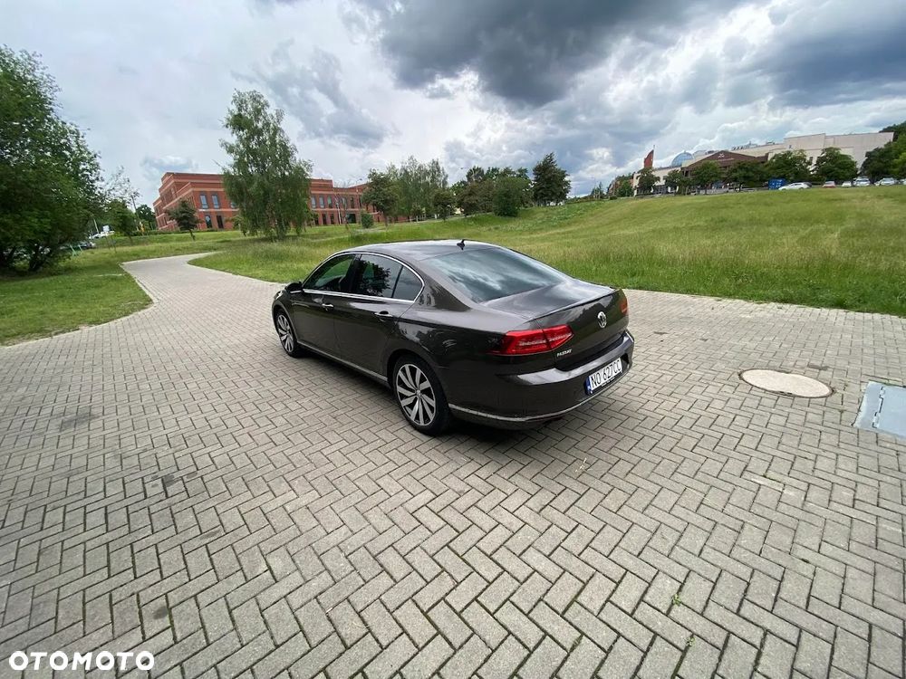 Volkswagen Passat 1.8 TSI BMT Highline DSG - 8
