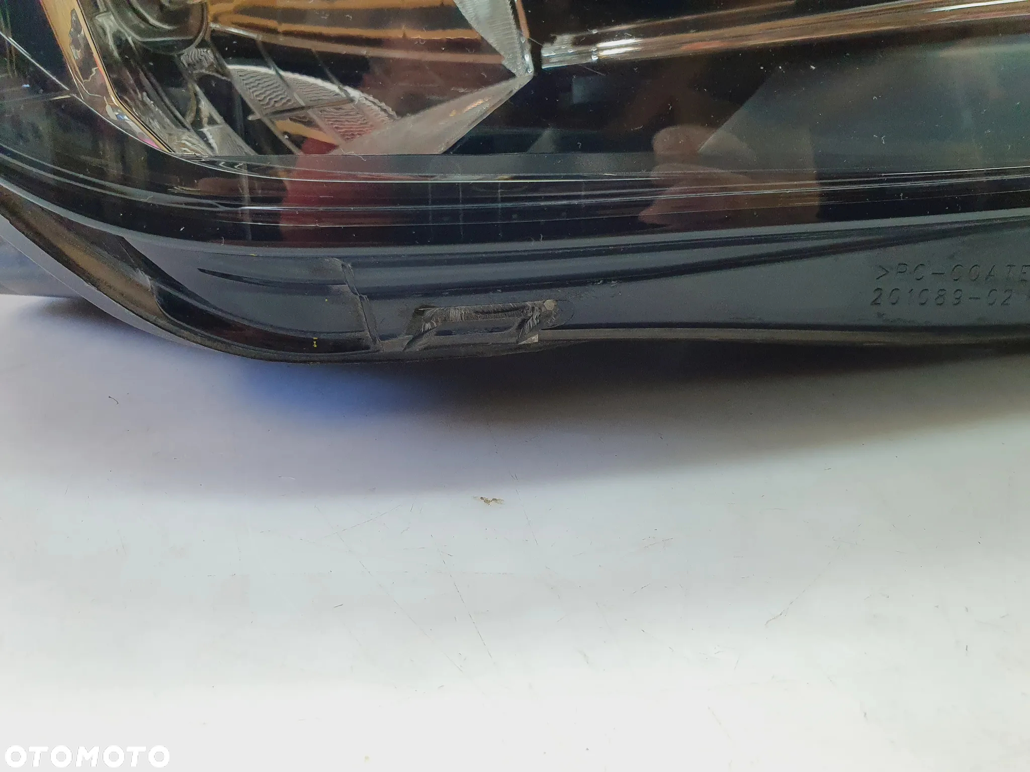 VW CADDY 2K1 LIFT REFLEKTOR LAMPA PRAWA PRZÓD IGŁA - 3