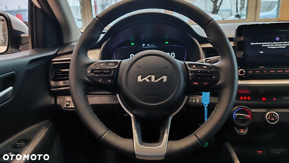 Kia Stonic - 8