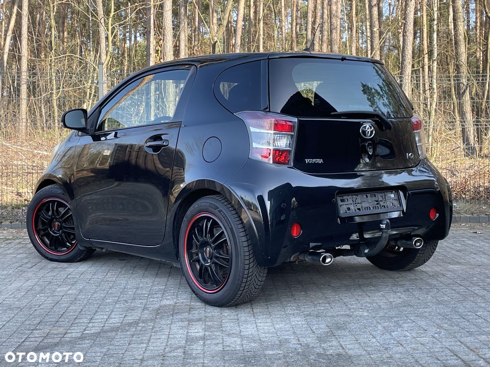 Toyota iQ 1.33 - 5
