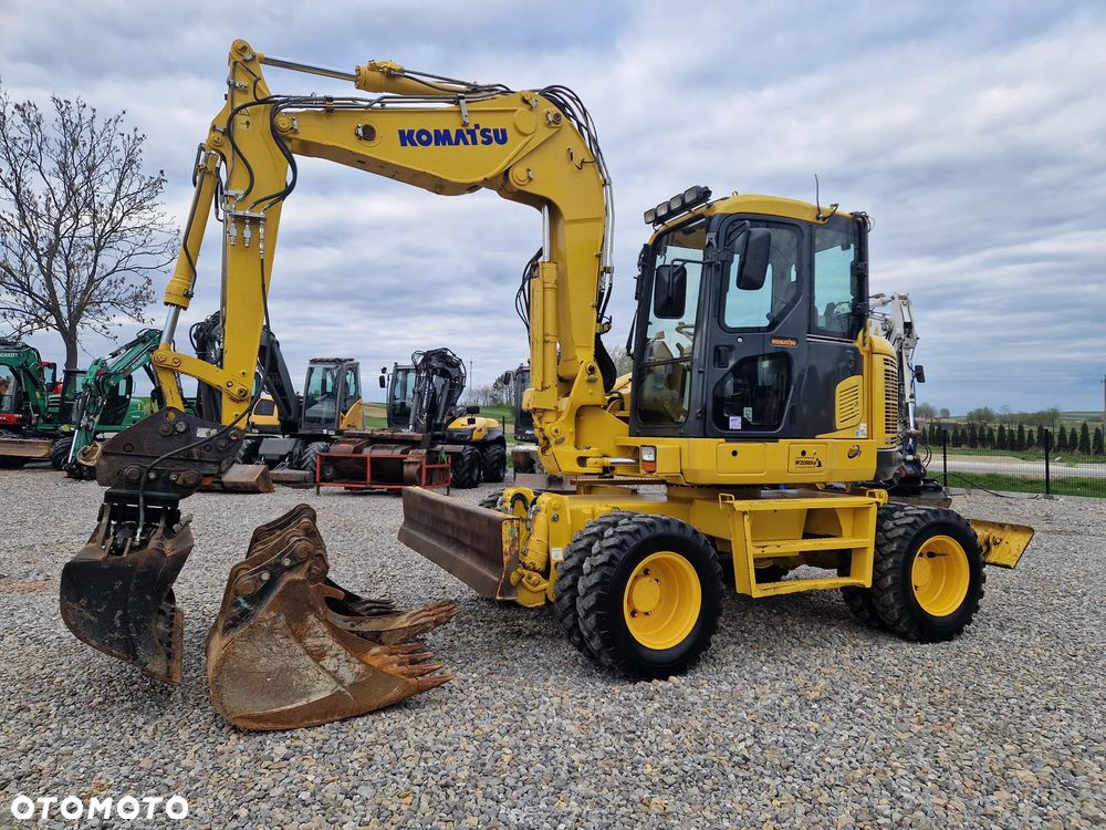 Komatsu PW118MR - 3