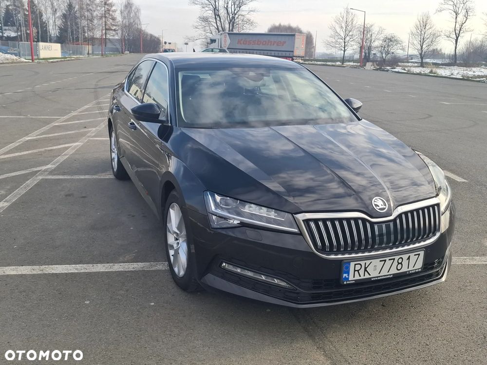 Skoda Superb 2.0 TDI SCR Ambition DSG - 2
