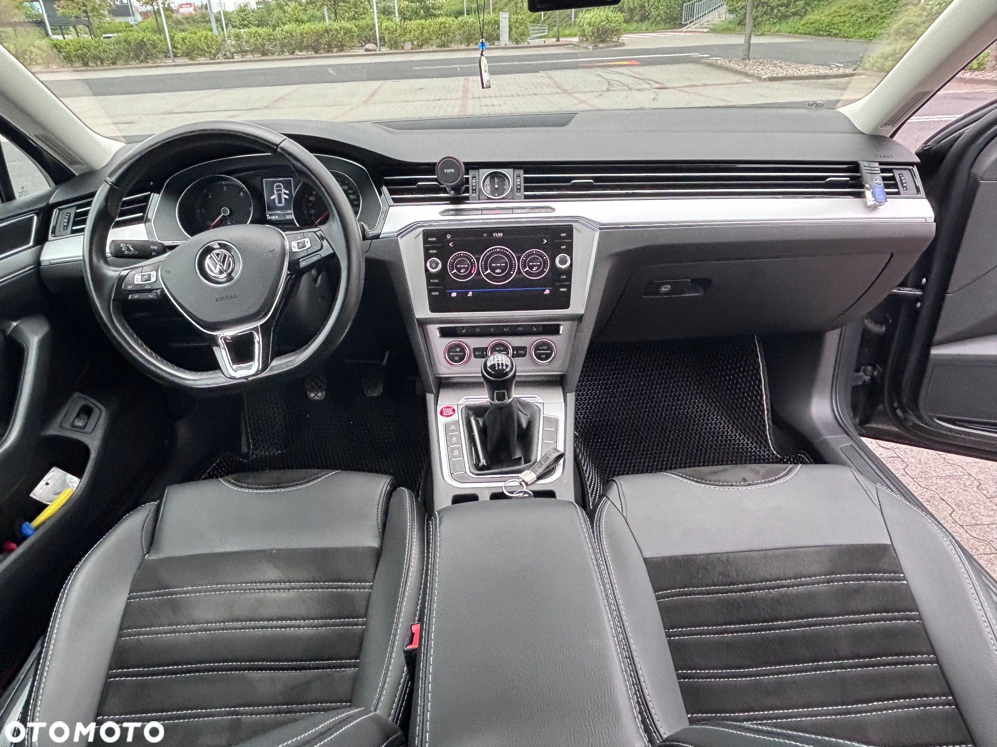Volkswagen Passat 2.0 TDI BMT 4Mot Highline - 15