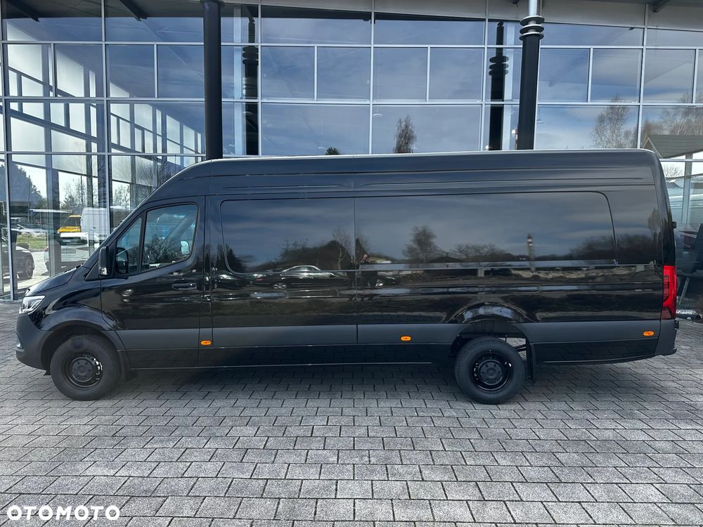 Mercedes-Benz Sprinter - 10