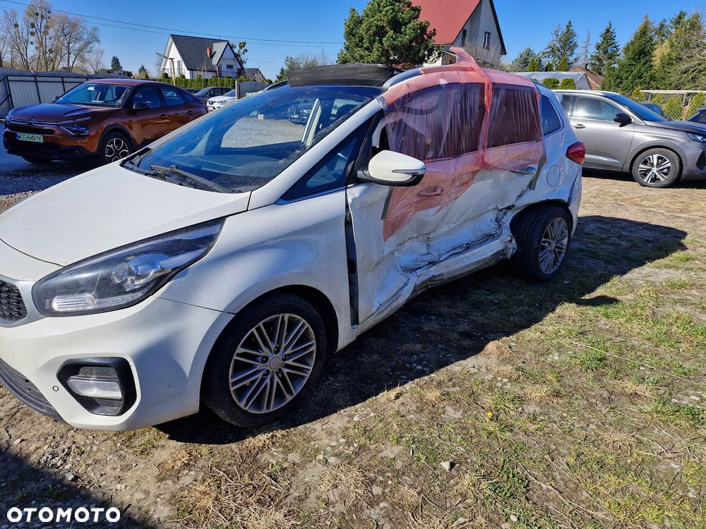 Kia Carens 1.6 CVVT Vision - 8