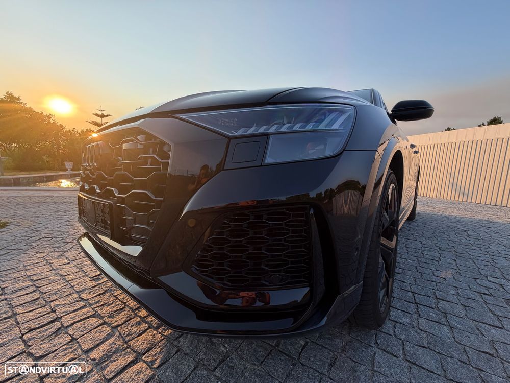 Audi RS Q8 4.0 TFSI quattro Tiptronic - 11